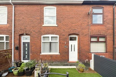 2 bedroom terraced house to rent, Poets Nook, Leigh, WN7 4DL