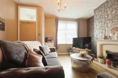 2 bedroom terraced house to rent, Poets Nook, Leigh, WN7 4DL