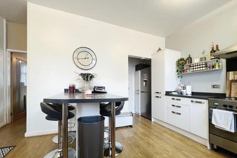 2 bedroom terraced house to rent, Poets Nook, Leigh, WN7 4DL