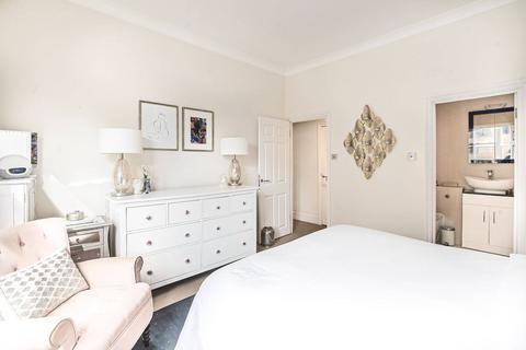 2 bedroom flat for sale, Cornwall Gardens, South Kensington, London, SW7