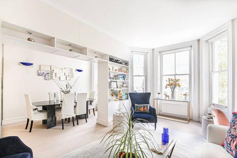 2 bedroom flat for sale, Cornwall Gardens, South Kensington, London, SW7