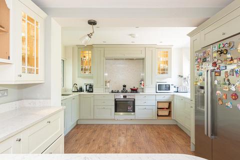 5 bedroom detached house for sale, Milburn Walk, Epsom