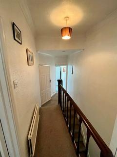 1 bedroom flat for sale, Chingford Mount Road, London