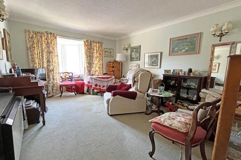 1 bedroom retirement property for sale, Trinity Place, Eastbourne, BN21 3DB