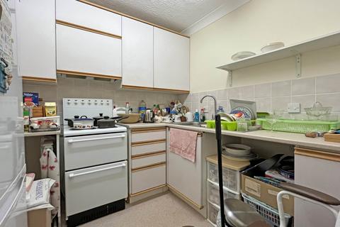 1 bedroom retirement property for sale, Trinity Place, Eastbourne, BN21 3DB