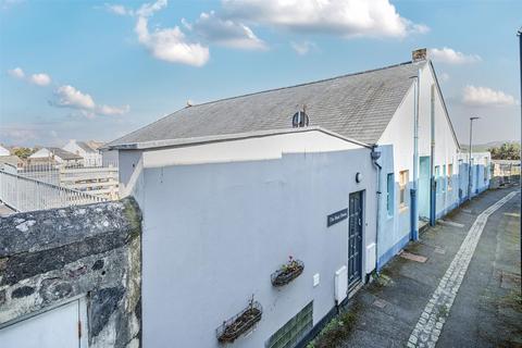 undefined, Appledore