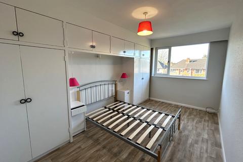 2 bedroom maisonette to rent, Vicarage Close, Birmingham, West Midlands, B42