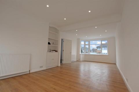 3 bedroom semi-detached house to rent, Stanmore HA7