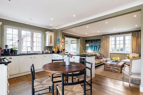 Lee Place House Blackgate Lane, Pulborough, RH20 1DF