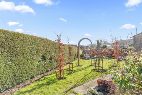 2 bedroom detached bungalow for sale, Hillside Close, Ilkley LS29