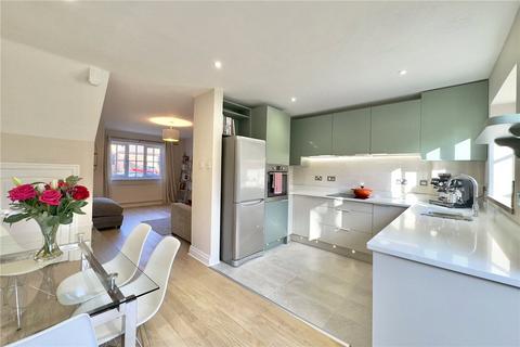 3 bedroom terraced house to rent, Old Town Close, Beaconsfield, Buckinghamshire, HP9