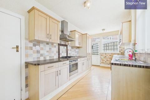 2 Kenwyn Avenue, Blackpool, FY3 9HR
