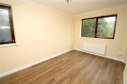 1 bedroom apartment to rent, Gresham Road, Staines-upon-Thames, TW18