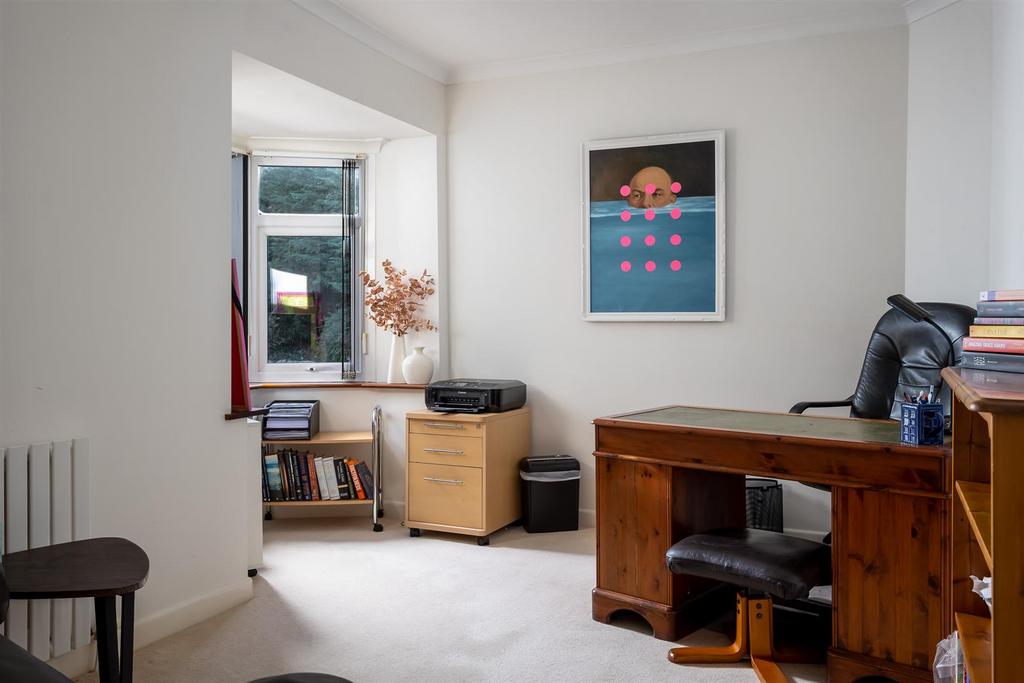 39 - Mead Lodge - GL53 8 EX - Web.jpg