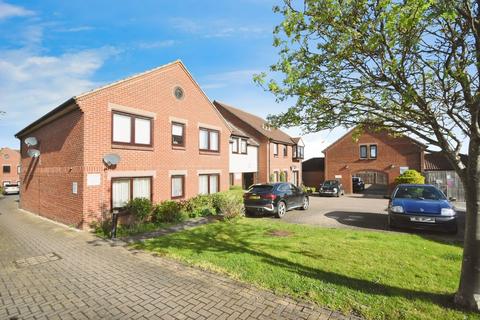 1 bedroom retirement property for sale, Abigail Court, Ongar CM5