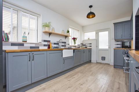 5 bedroom semi-detached house for sale, Folkestone Road, Dover, CT17