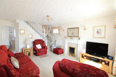 2 bedroom semi-detached house for sale, Diamond Park Drive, Stourbridge