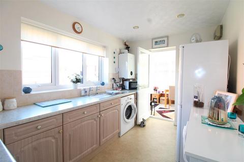 2 bedroom semi-detached house for sale, Diamond Park Drive, Stourbridge