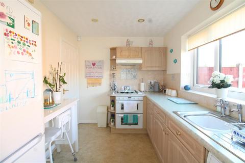 2 bedroom semi-detached house for sale, Diamond Park Drive, Stourbridge