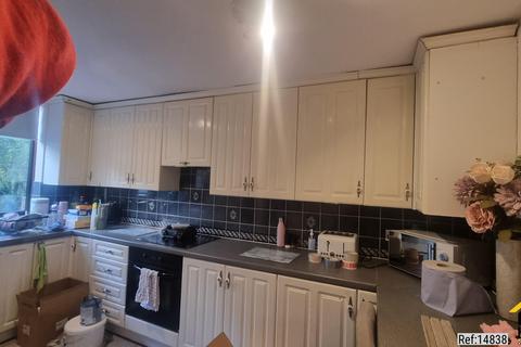 3 bedroom terraced house for sale, Gatley Avenue, West Ewell, Surrey, KT19