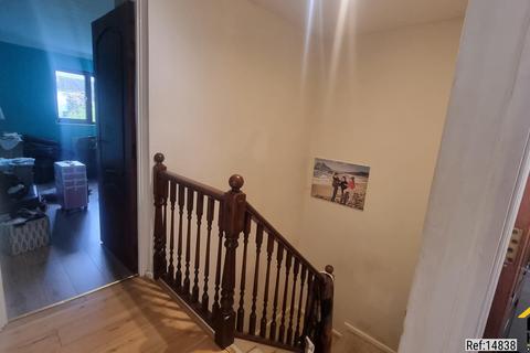 131 Gatley Avenue, Epsom, KT19 9NJ