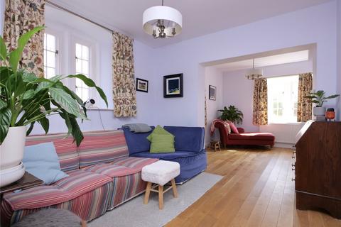 3 bedroom end of terrace house for sale, A Charming Three Bedroom Cottage in South Horrington
