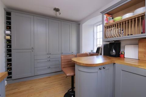 3 bedroom end of terrace house for sale, A Charming Three Bedroom Cottage in South Horrington