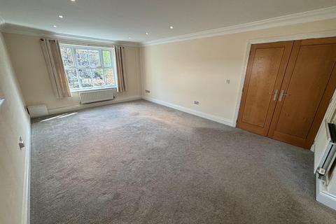 2 bedroom apartment to rent, Brown Street, Altrincham