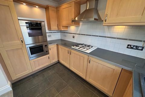 2 bedroom apartment to rent, Brown Street, Altrincham