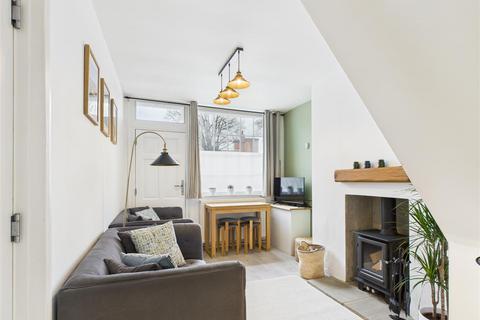 10 Old Maltongate, Malton, YO17 7EG