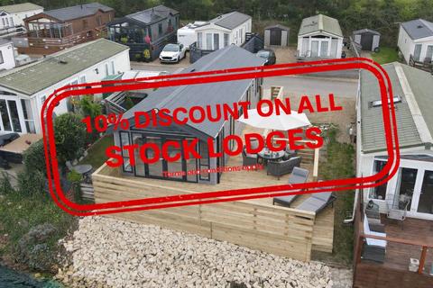 2 bedroom lodge for sale, Sunseeker Ashton at Tallington Lakes, Tallington Lakes leisure Park, Barholm Road PE9