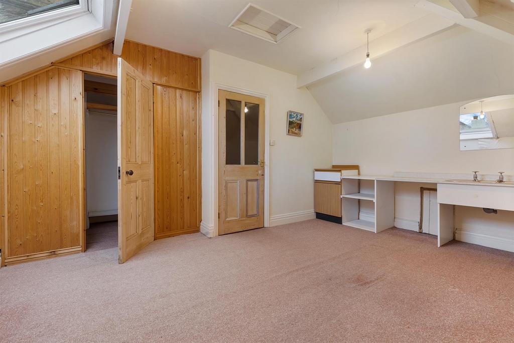 36 Upper Batley, Low Lane 42 297.png