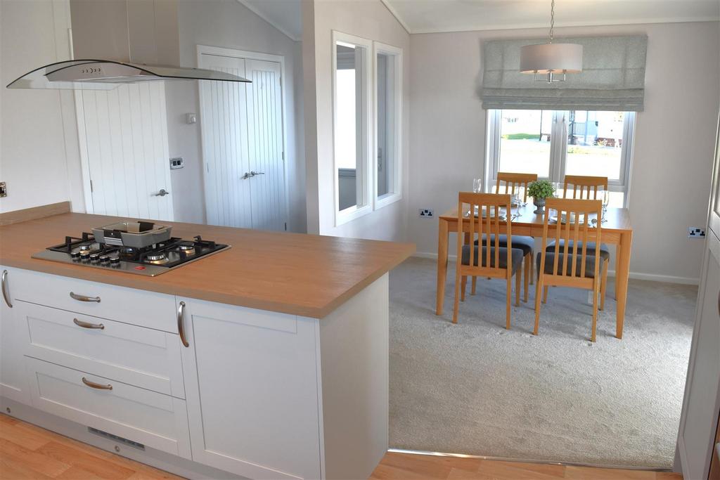 Kitchen dining room
