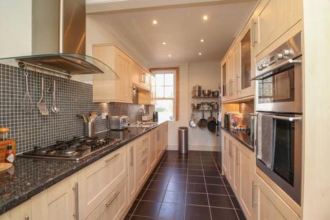 4 bedroom end of terrace house for sale, Nash Road, Margate, CT9