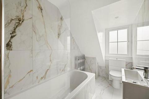 undefined, Canterbury Road, Densole, CT18