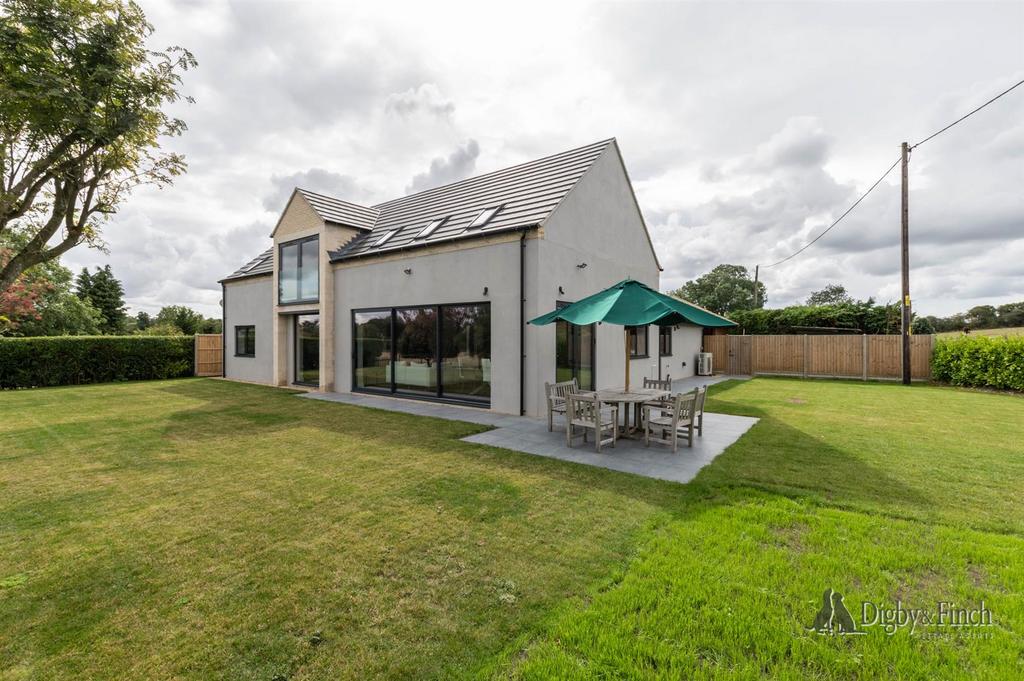5 Blatherwyke -09.jpg
