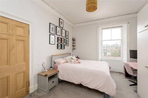 3f2, 16 Eyre Place, Edinburgh, EH3 5EP