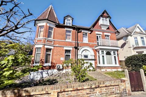 undefined, Sea Road, Bournemouth BH5