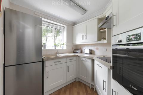 undefined, Manor Road North, Esher KT10