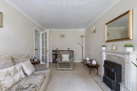 undefined, Manor Road North, Esher KT10