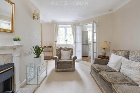 2 bedroom retirement property for sale, Manor Road North, Esher KT10