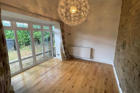 4 bedroom house to rent, Lazenby Drive, Wetherby, West Yorkshire, LS22