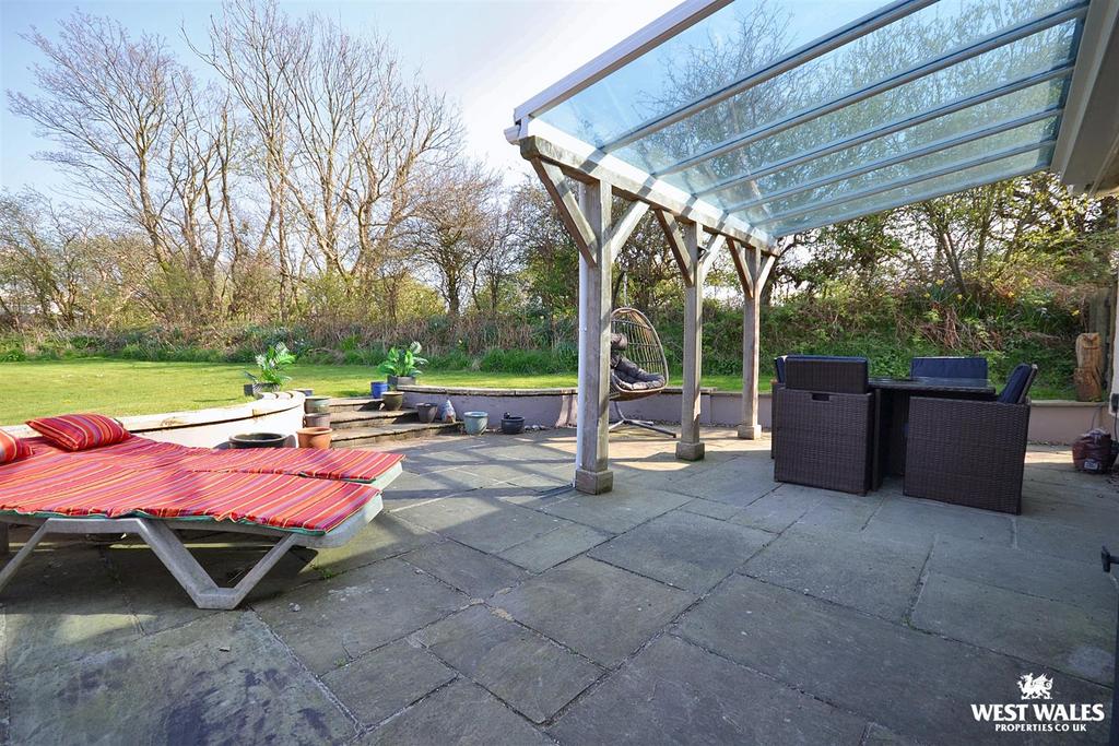 Rear garden