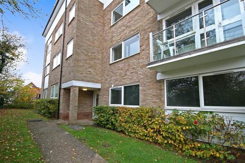 Brook Court, Radlett WD7
