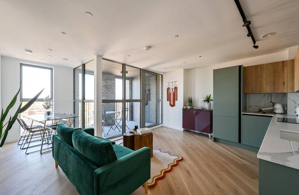Living/Kitchen