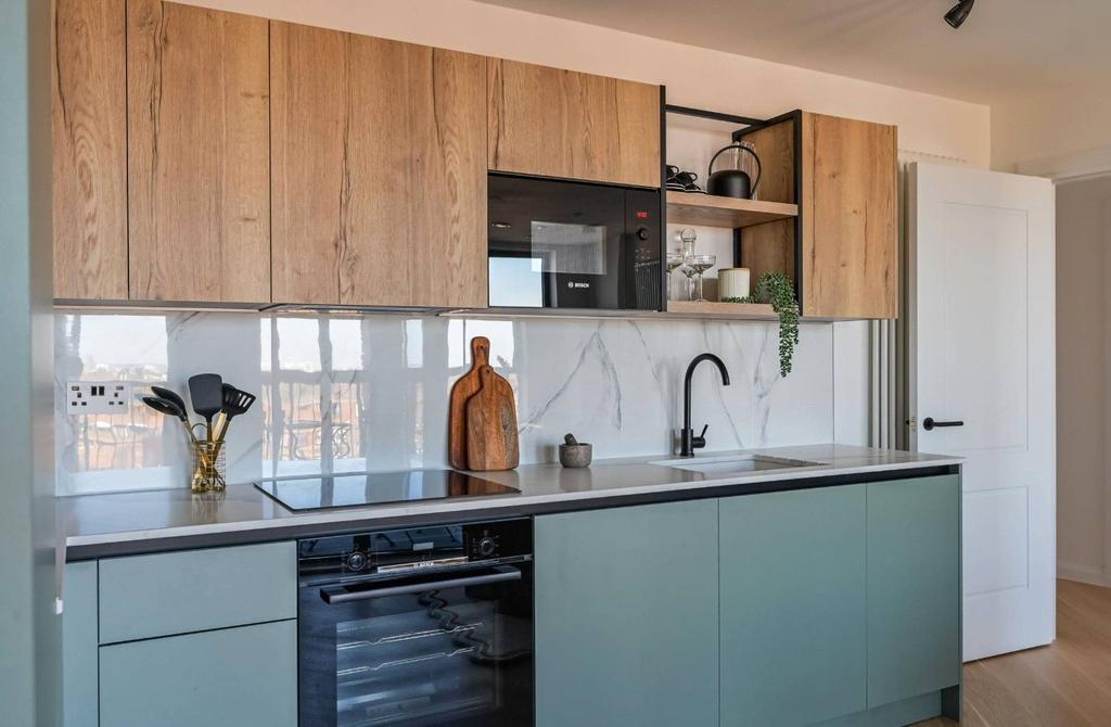 Living/Kitchen