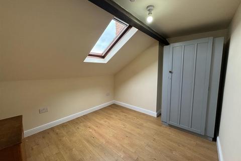 2 bedroom flat to rent, Hartington Street, Derby DE23