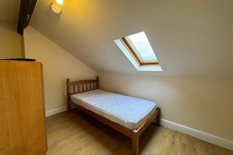 2 bedroom flat to rent, Hartington Street, Derby DE23