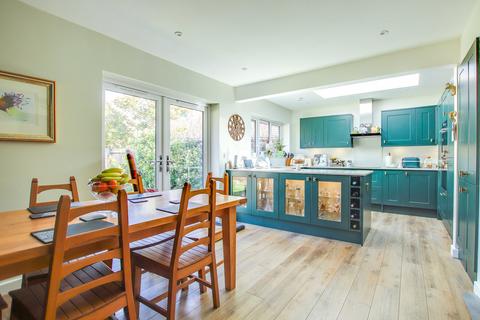 3 bedroom detached bungalow for sale, Lymington Road, New Milton, BH25