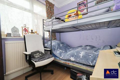 61a The Heights, Northolt, UB5 4BP